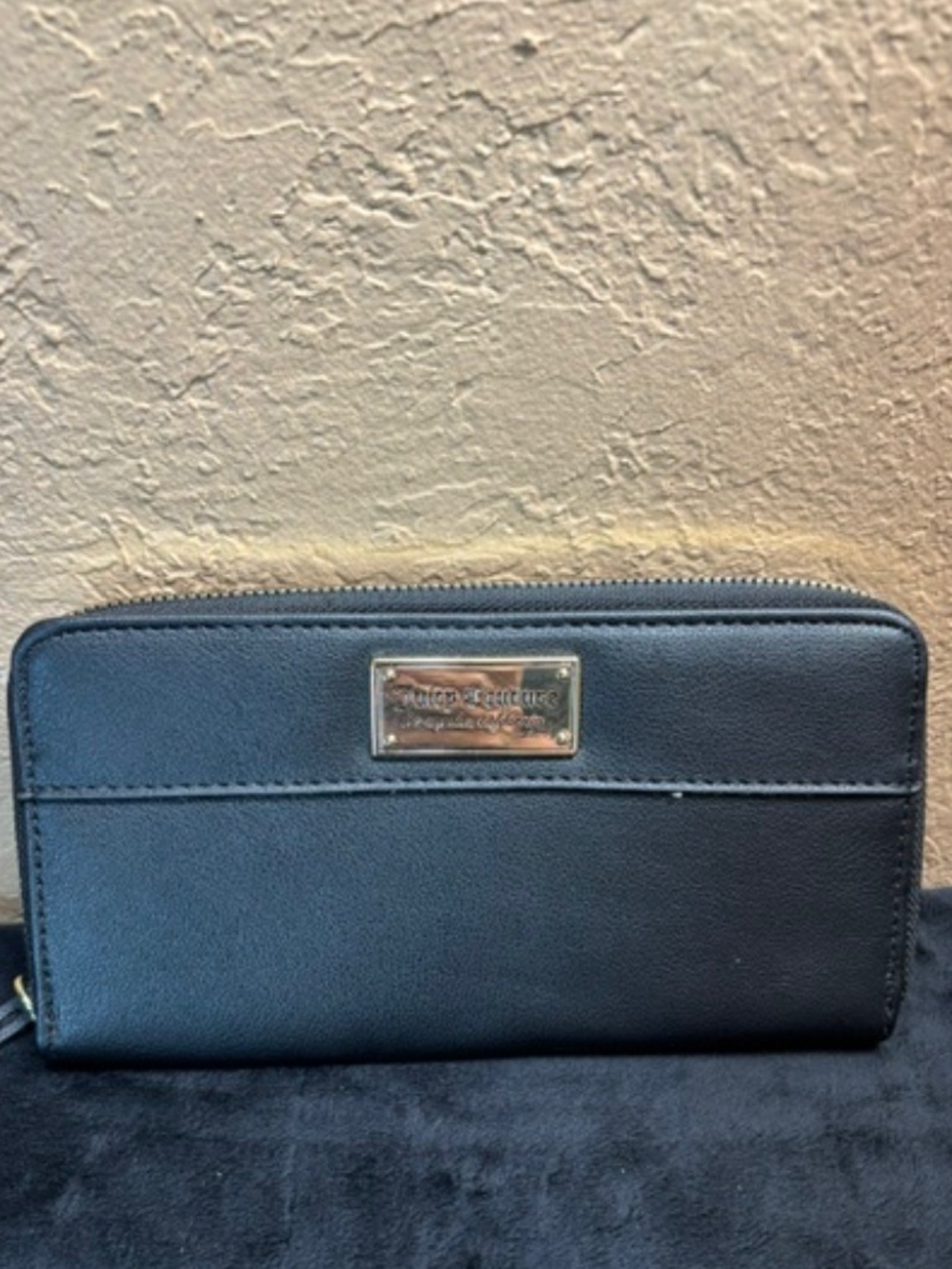 Juicy Couture Wallet/ Clutch